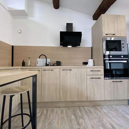 Duplex Des Etudes - Carcassonne Centre Apartment Exterior photo